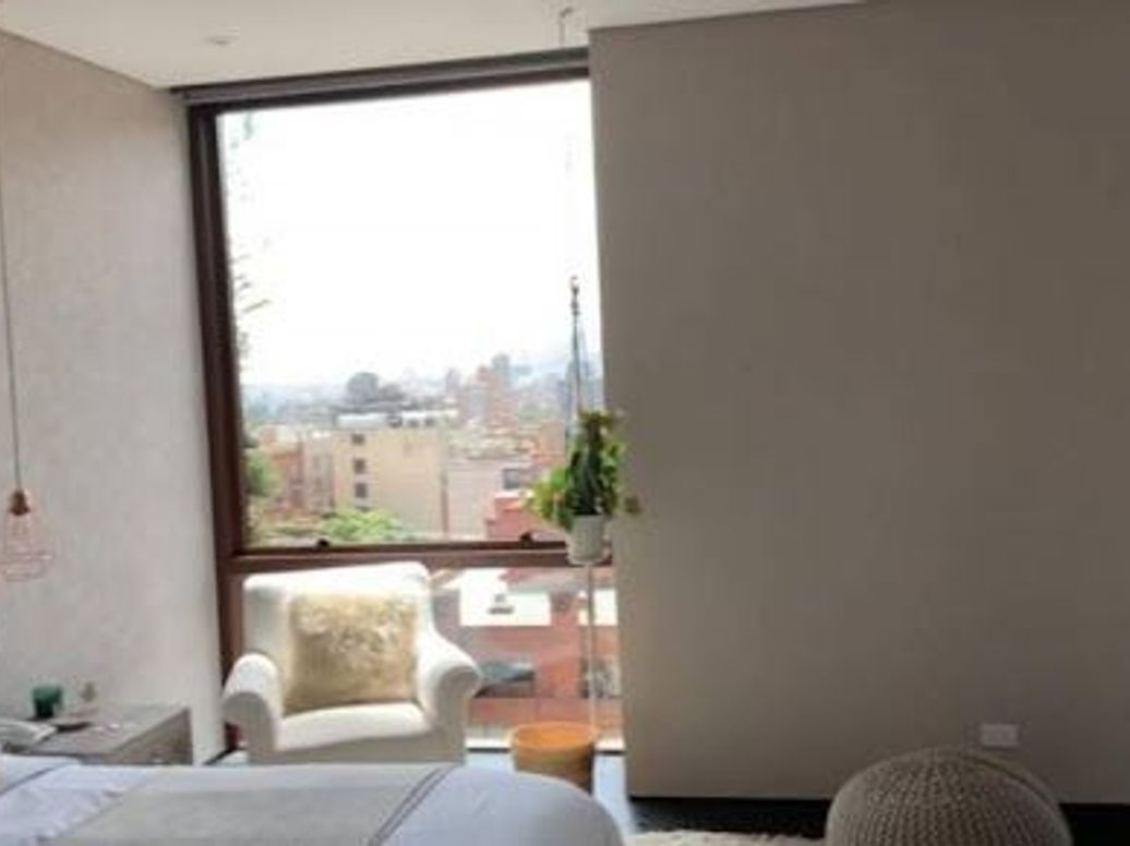 Apartamento de 4 alcobas en venta en Los Rosales, Bogotá, 663 m² · foto 18 de 20