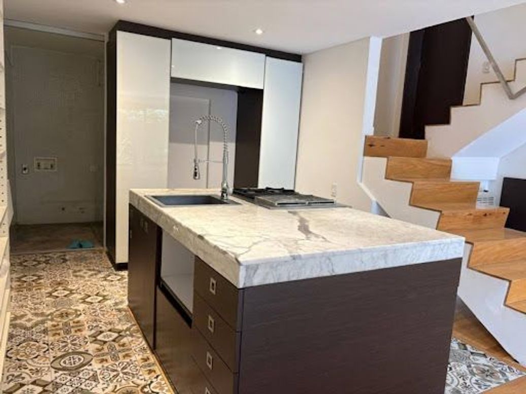 Apartamento de 2 alcobas en venta en Los Rosales, Bogotá, 112 m² · foto 7 de 20