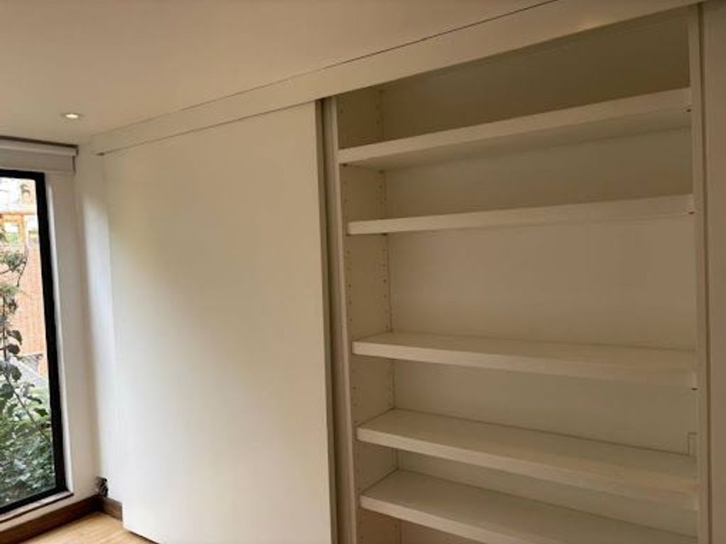 Apartamento de 2 alcobas en venta en Los Rosales, Bogotá, 112 m² · foto 19 de 20