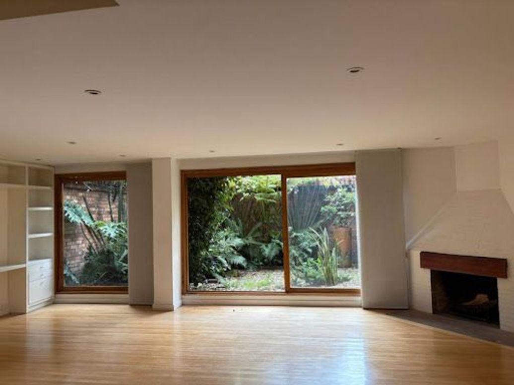 Apartamento de 2 alcobas en venta en Los Rosales, Bogotá, 112 m² · foto 4 de 20