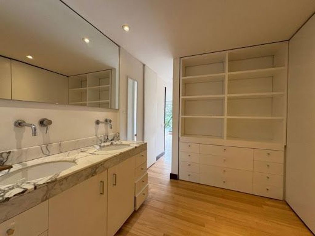 Apartamento de 2 alcobas en venta en Los Rosales, Bogotá, 112 m² · foto 16 de 20