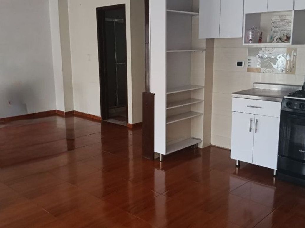 Casa de 9 alcobas en venta en Ciudad Jardín Sur, Bogotá, 398 m² · foto 8 de 20