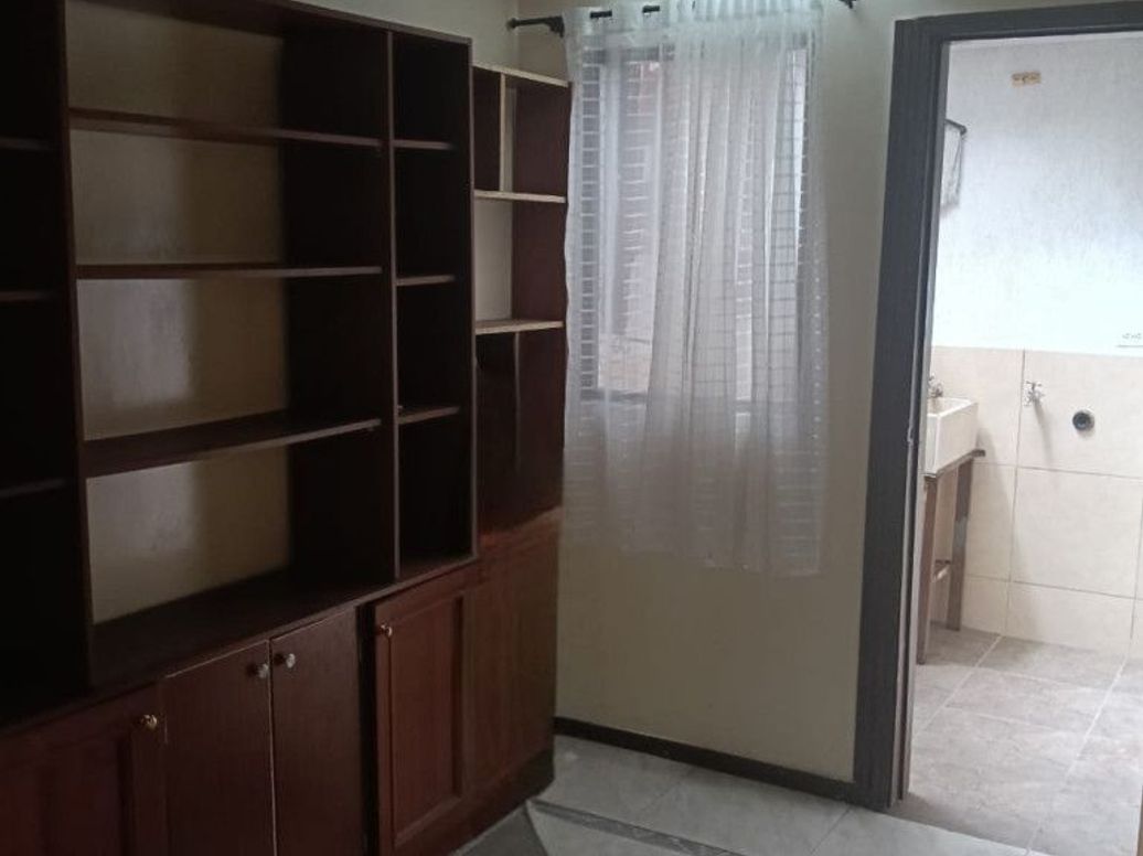 Casa de 9 alcobas en venta en Ciudad Jardín Sur, Bogotá, 398 m² · foto 17 de 20