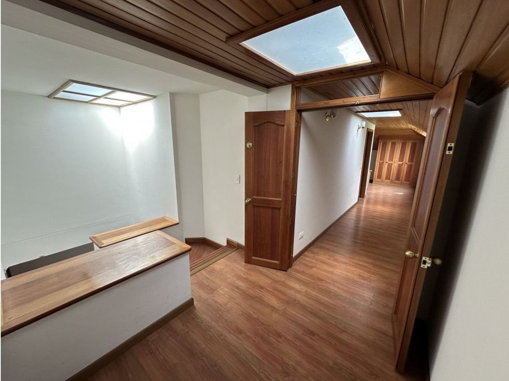 Casa de 3 alcobas en venta en San Patricio, Bogotá, 246 m² · foto 18 de 20