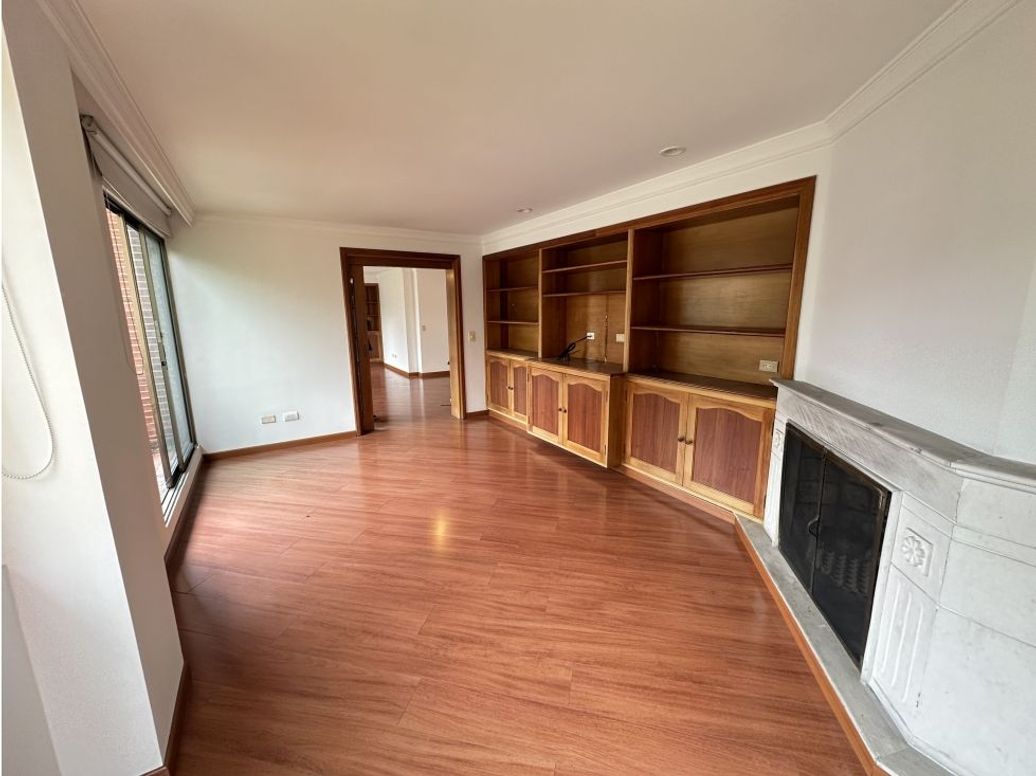 Casa de 3 alcobas en venta en San Patricio, Bogotá, 246 m² · foto 4 de 20