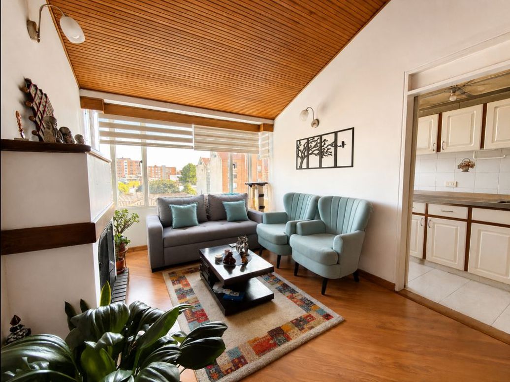 Apartamento de 3 alcobas en venta en Cedritos, Bogotá, 75 m² · foto 4 de 12