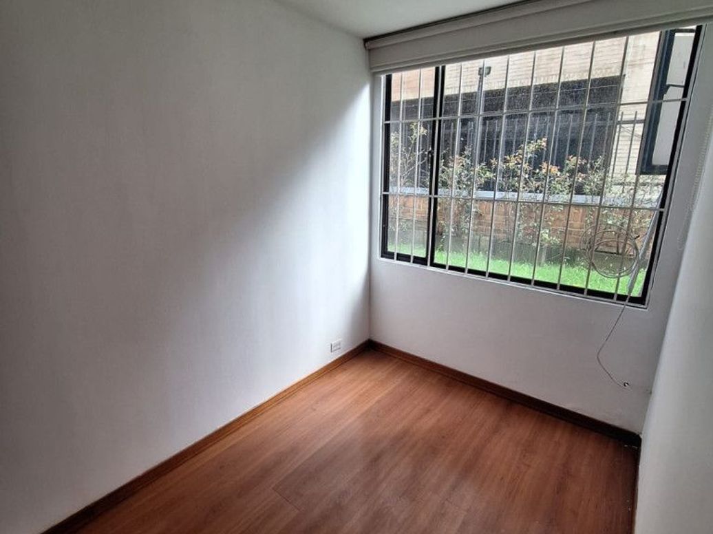 Apartamento de 1 alcoba en venta en La Carolina, Bogotá, 42 m² · foto 7 de 12