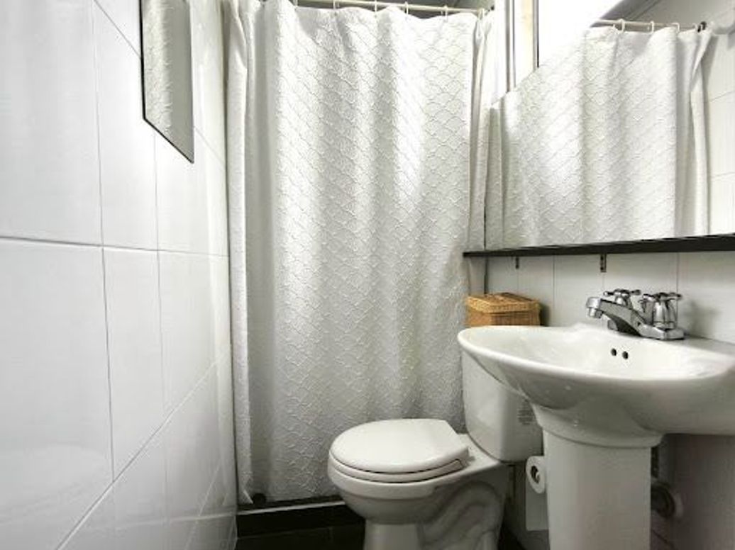 Apartamento de 6 alcobas en venta en Chapinero Alto, Bogotá, 145 m² · foto 18 de 20