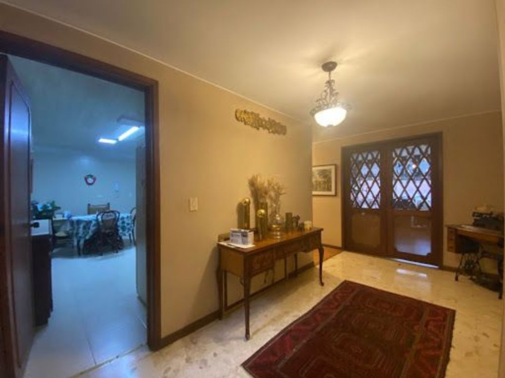 Apartamento de 3 alcobas en venta en Chico, Bogotá, 209 m² · foto 15 de 17