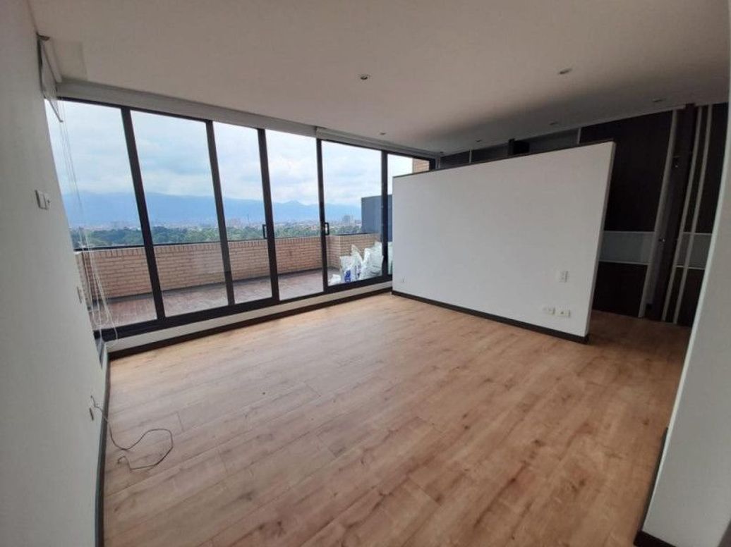 Apartamento de 2 alcobas en venta en Club De Los Lagartos, Bogotá, 125 m² · foto 5 de 20