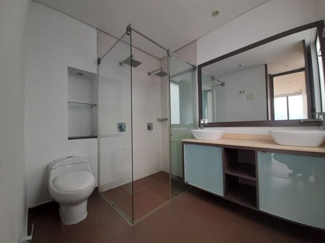 Apartamento de 2 alcobas en venta en Club De Los Lagartos, Bogotá, 125 m² · foto 6 de 20