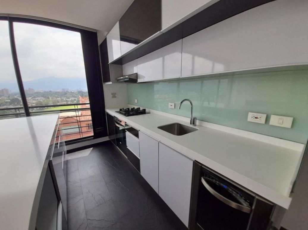 Apartamento de 2 alcobas en venta en Club De Los Lagartos, Bogotá, 125 m² · foto 9 de 20