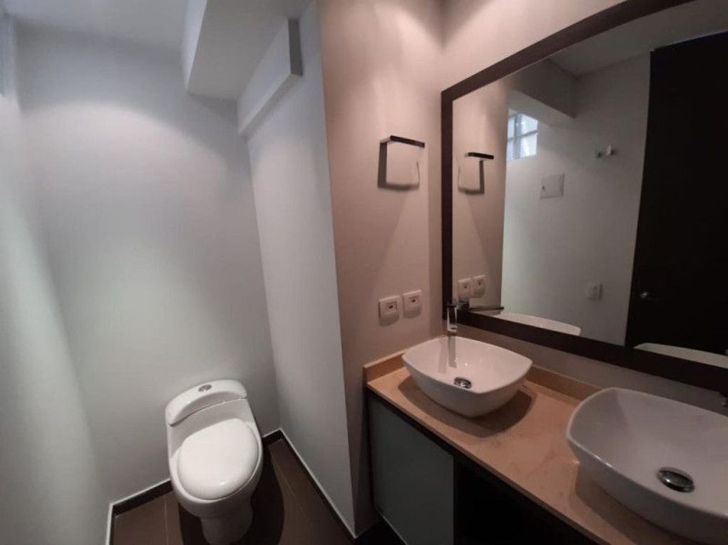 Apartamento de 2 alcobas en venta en Club De Los Lagartos, Bogotá, 125 m² · foto 13 de 20