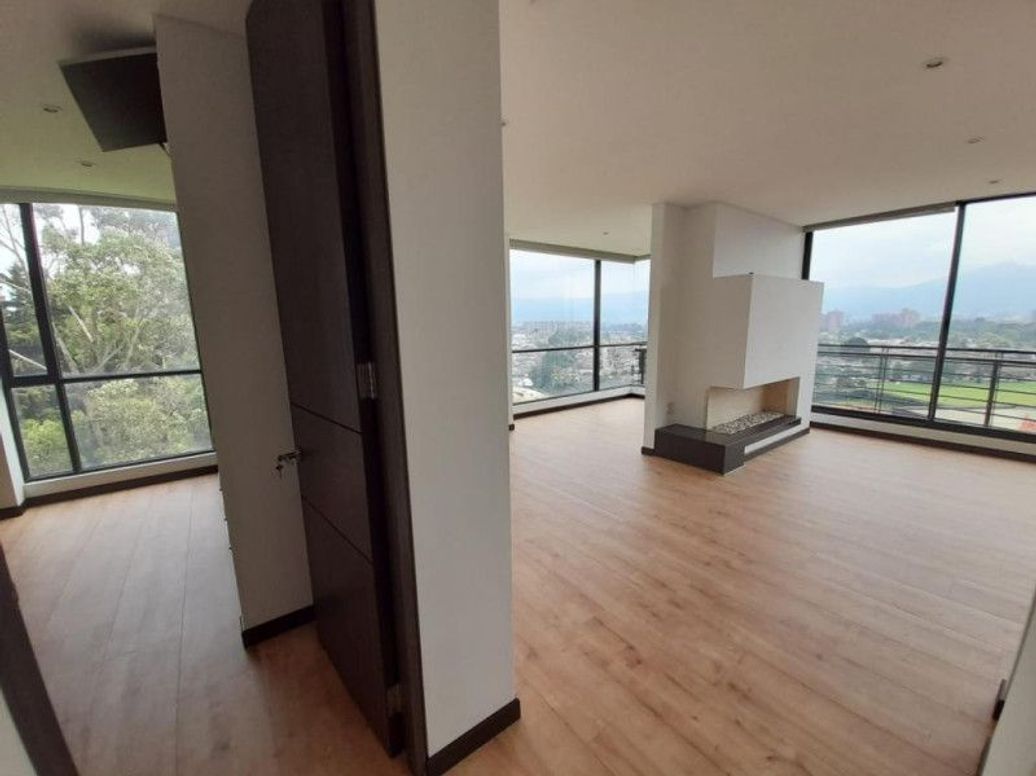 Apartamento de 2 alcobas en venta en Club De Los Lagartos, Bogotá, 125 m² · foto 18 de 20