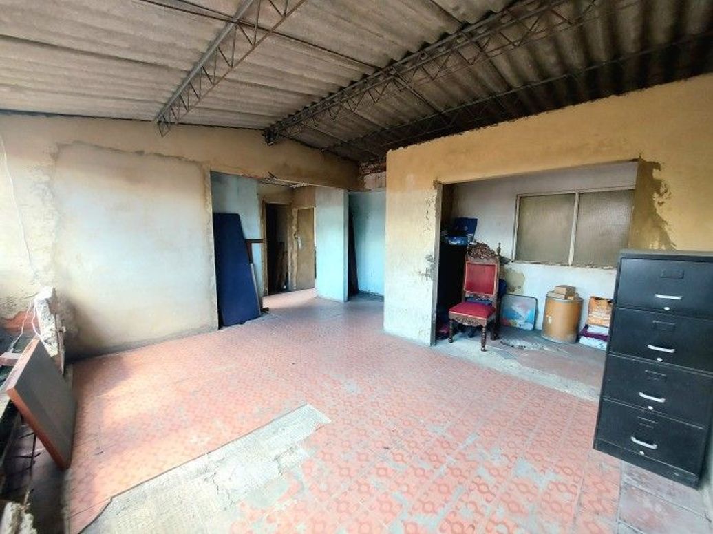 Casa de 7 alcobas en venta en Las Américas, Bogotá, 328 m² · foto 11 de 16