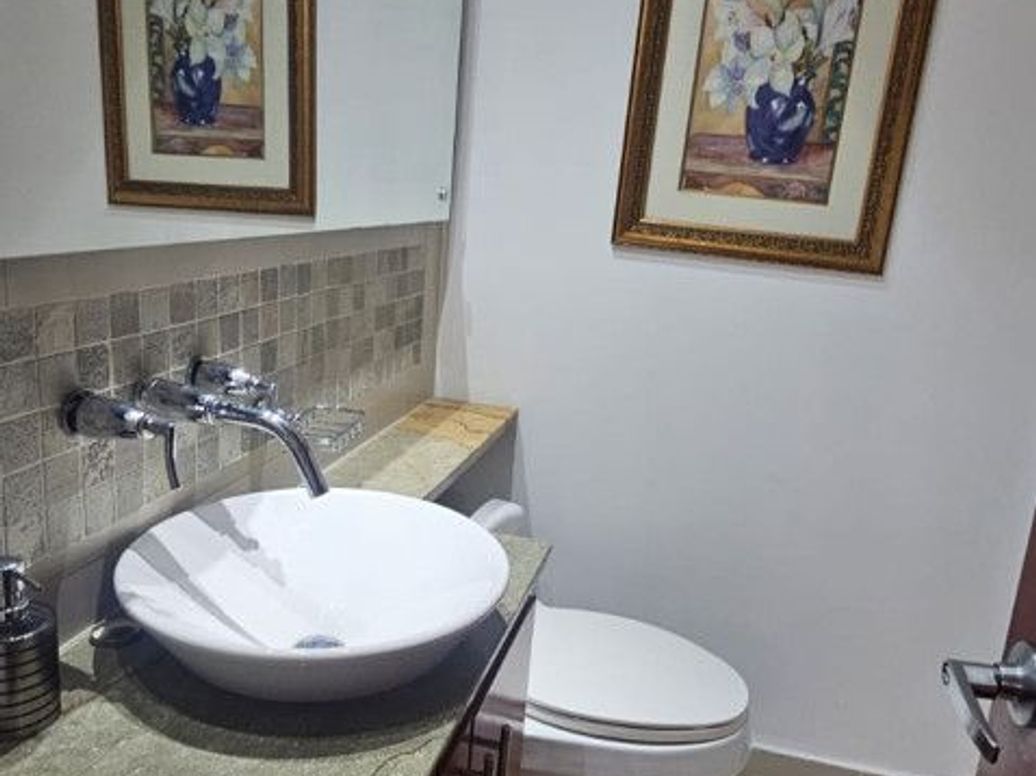 Apartamento de 3 alcobas en venta en San Patricio, Bogotá, 154 m² · foto 9 de 16