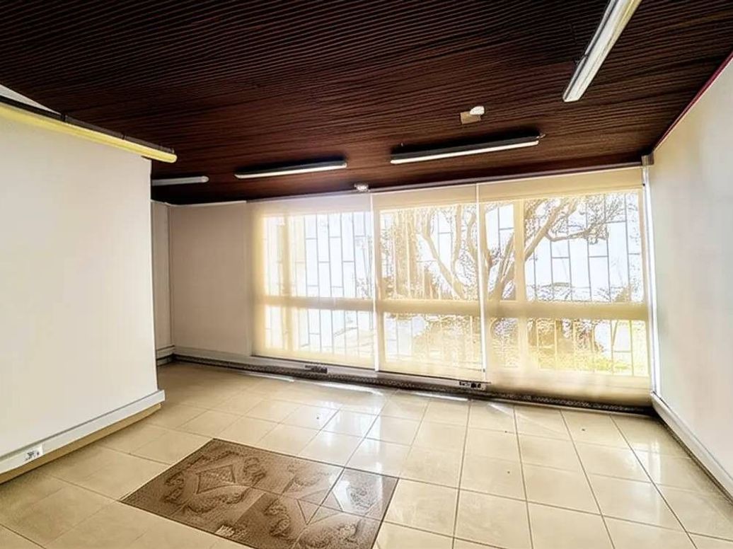 Casa de 4 alcobas en arriendo en Mónaco, Bogotá, 253 m² · foto 2 de 19
