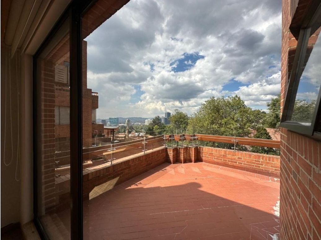 Apartamento de 4 alcobas en venta en Santa Ana Oriental, Bogotá, 309 m² · foto 11 de 20