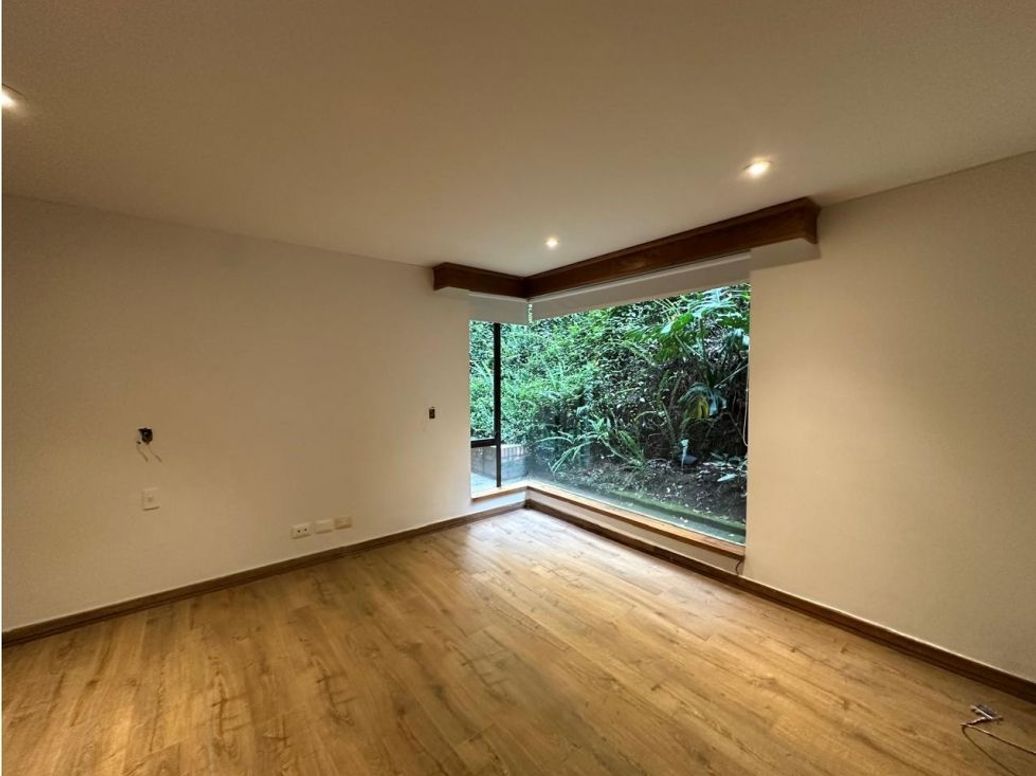 Apartamento de 4 alcobas en venta en Santa Ana Oriental, Bogotá, 309 m² · foto 13 de 20