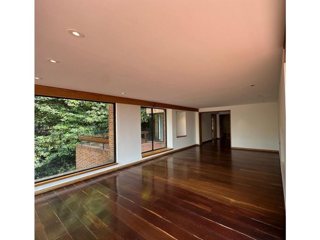Apartamento de 4 alcobas en venta en Santa Ana Oriental, Bogotá, 309 m² · foto 5 de 20