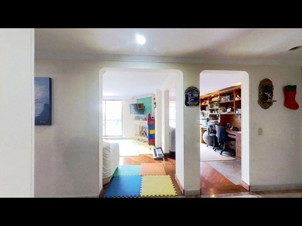 Apartamento de 3 alcobas en venta en El Batan, Bogotá, 137 m² · foto 3 de 20