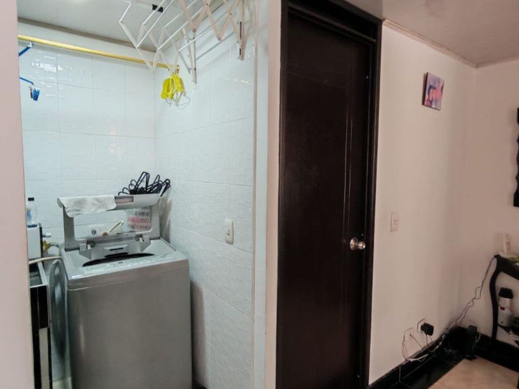 Apartamento de 3 alcobas en venta en San Bernardino Xxii, Bogotá · foto 2 de 12