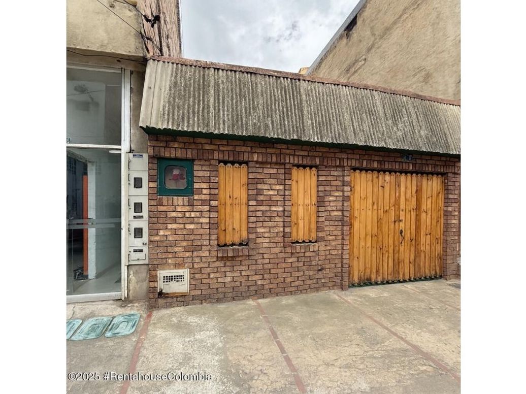 Casa de 3 alcobas en venta en Tuna, Bogotá, 100 m² · foto 2 de 16