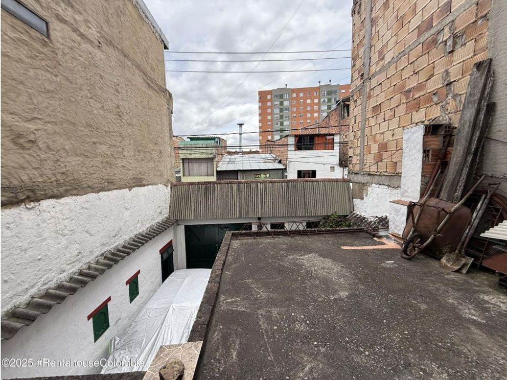 Casa de 3 alcobas en venta en Tuna, Bogotá, 100 m² · foto 15 de 16