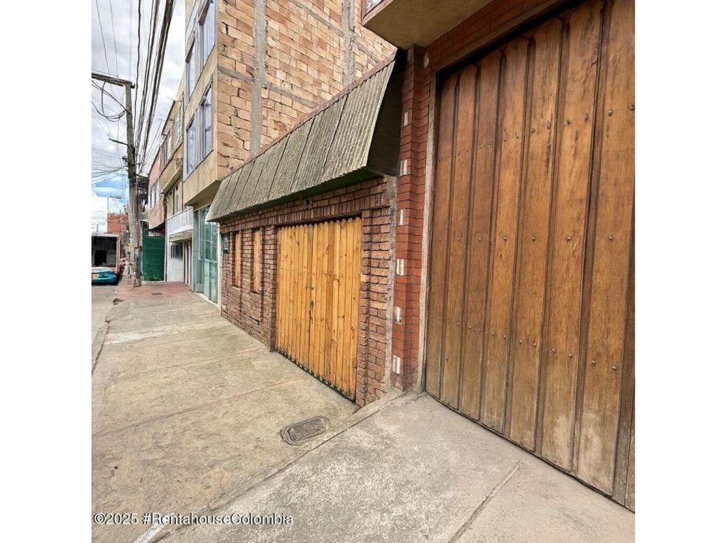 Casa de 3 alcobas en venta en Tuna, Bogotá, 100 m² · foto 16 de 16