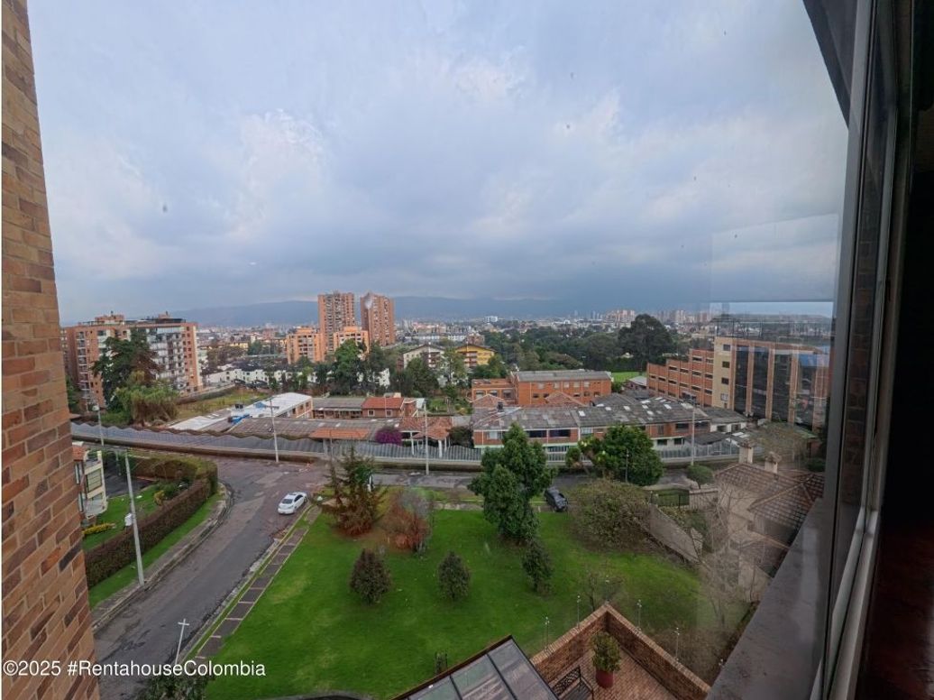 Apartamento de 5 alcobas en venta en Niza, Bogotá, 238 m² · foto 14 de 20