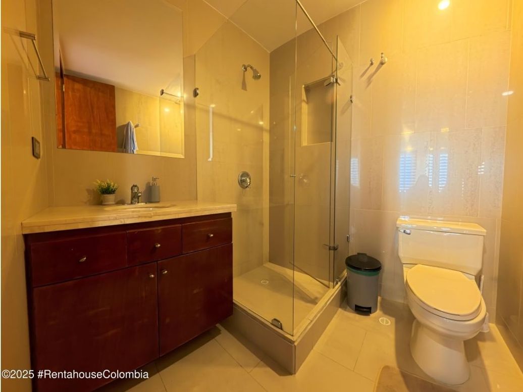 Apartamento de 5 alcobas en venta en Niza, Bogotá, 238 m² · foto 8 de 20