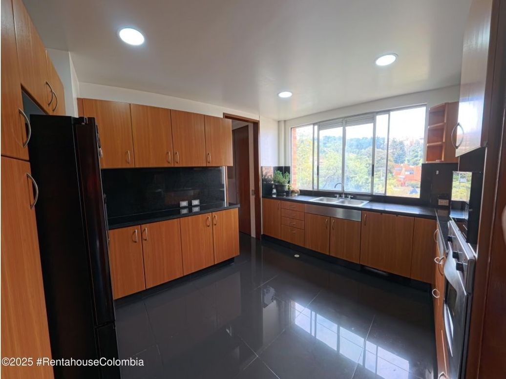 Apartamento de 5 alcobas en venta en Niza, Bogotá, 238 m² · foto 20 de 20
