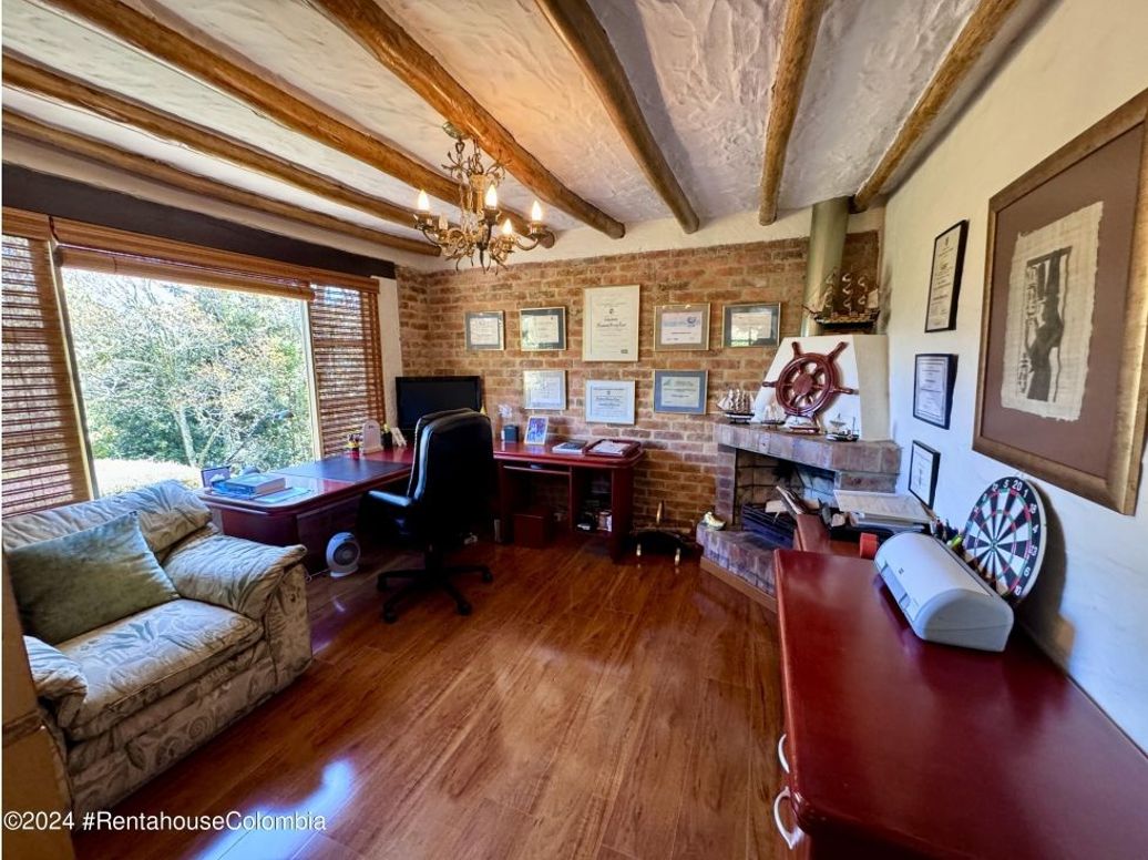 Casa de 3 alcobas en venta en Vereda El Verjon Bajo, Bogotá, 200 m² · foto 6 de 20
