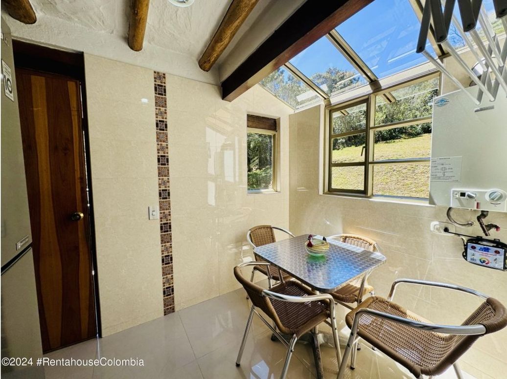 Casa de 3 alcobas en venta en Vereda El Verjon Bajo, Bogotá, 200 m² · foto 13 de 20
