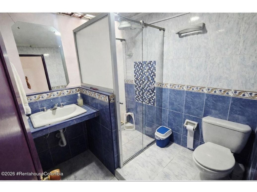 Casa de 7 alcobas en venta en Spring, Bogotá, 145 m² · foto 7 de 20