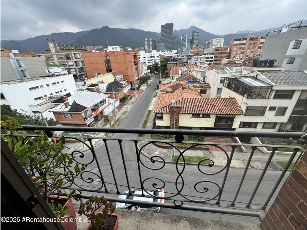 Apartamento de 4 alcobas en venta en Santa Paula, Bogotá, 187 m² · foto 4 de 20