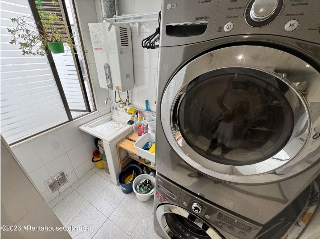 Apartamento de 4 alcobas en venta en Santa Paula, Bogotá, 187 m² · foto 8 de 20