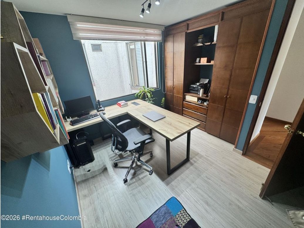Apartamento de 4 alcobas en venta en Santa Paula, Bogotá, 187 m² · foto 19 de 20