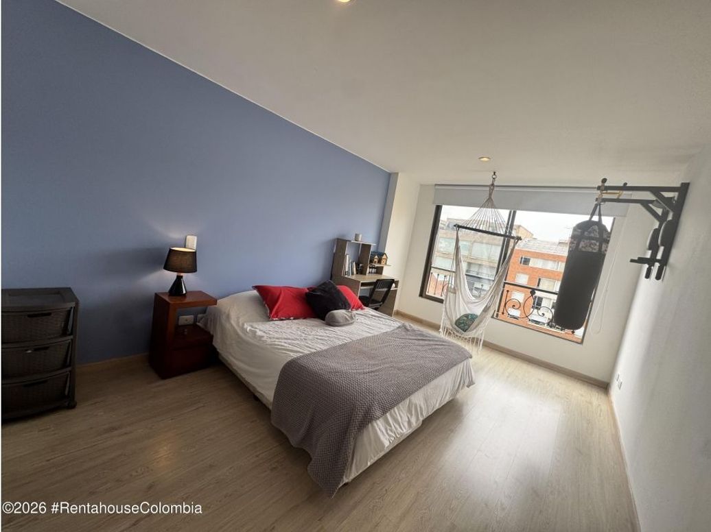 Apartamento de 4 alcobas en venta en Santa Paula, Bogotá, 187 m² · foto 13 de 20