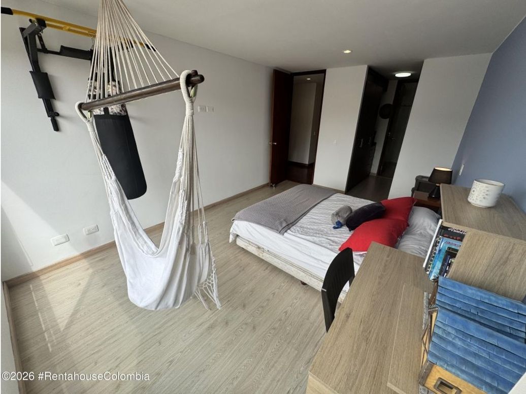 Apartamento de 4 alcobas en venta en Santa Paula, Bogotá, 187 m² · foto 14 de 20