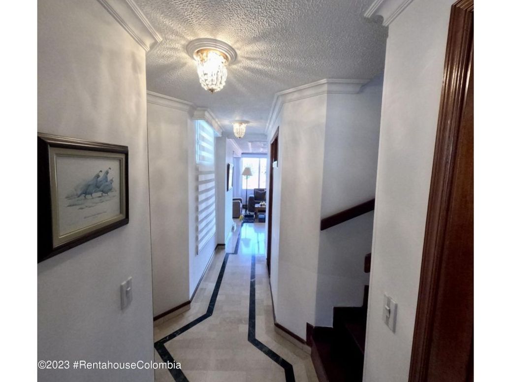 Apartamento de 5 alcobas en venta en Cedro Golf, Bogotá, 207 m² · foto 8 de 20