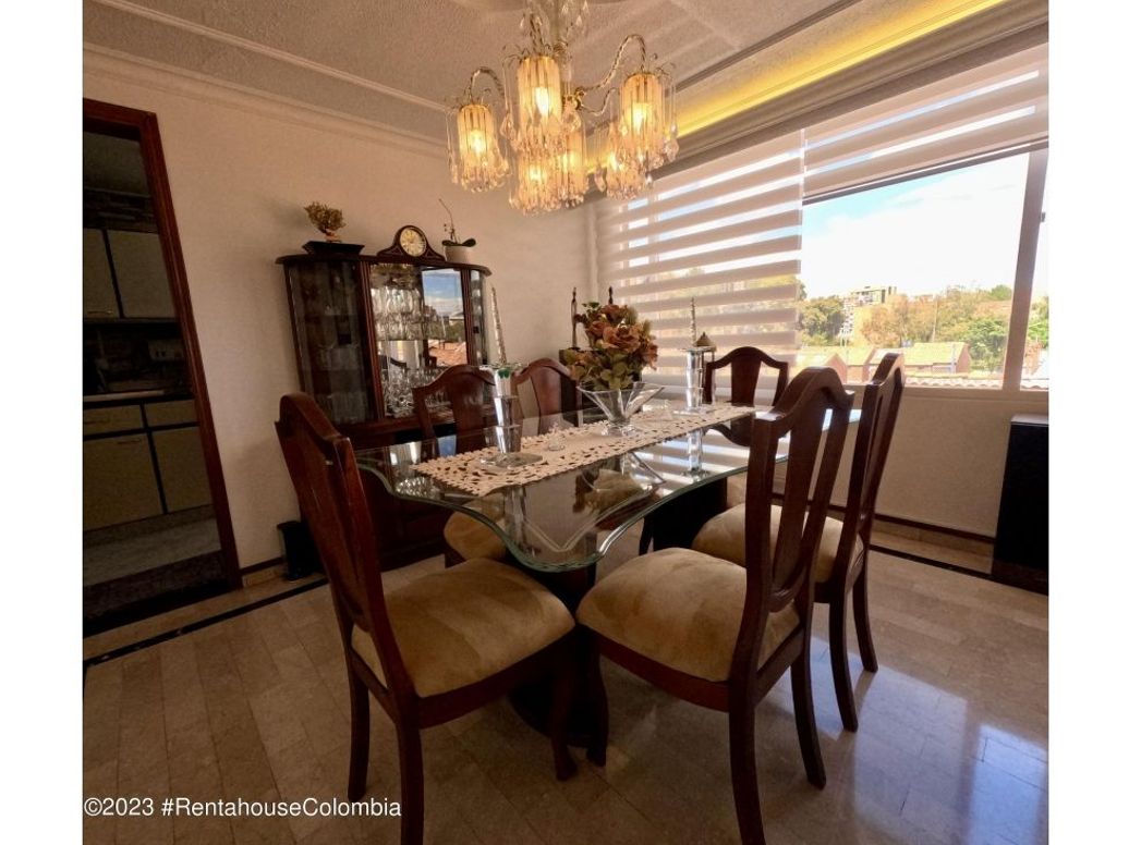 Apartamento de 5 alcobas en venta en Cedro Golf, Bogotá, 207 m² · foto 6 de 20