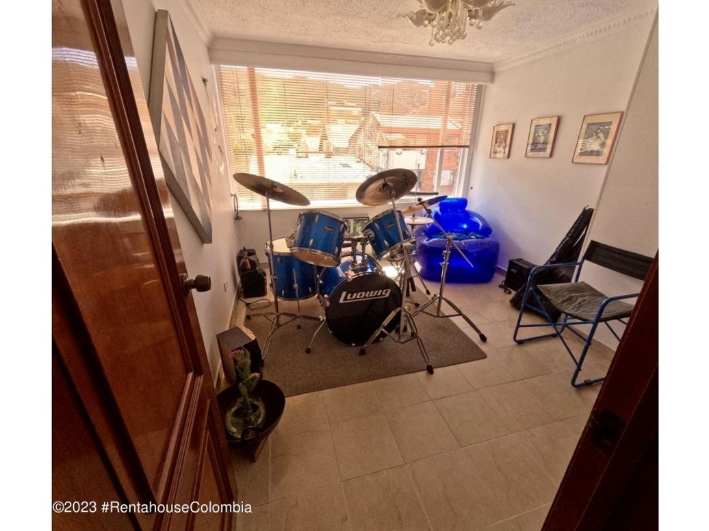 Apartamento de 5 alcobas en venta en Cedro Golf, Bogotá, 207 m² · foto 14 de 20
