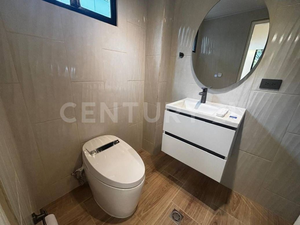 Apartaestudio en venta en Chicó Norte, Bogotá, 46 m² · foto 7 de 9
