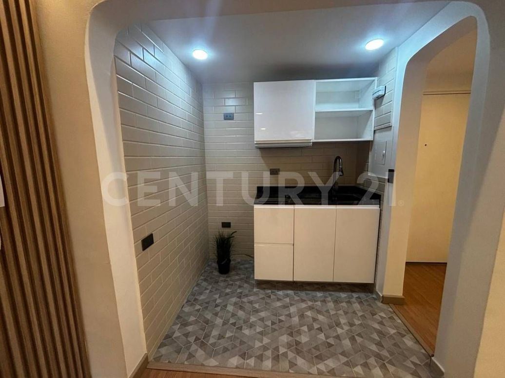 Apartaestudio en venta en Chicó Norte, Bogotá, 46 m² · foto 4 de 9