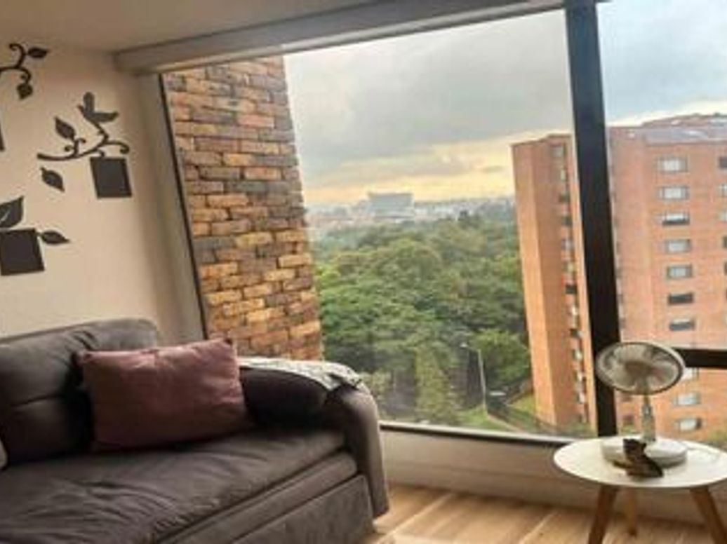 Apartamento de 1 alcoba en venta en Lagos De Cordoba, Bogotá, 44 m² · foto 2 de 18