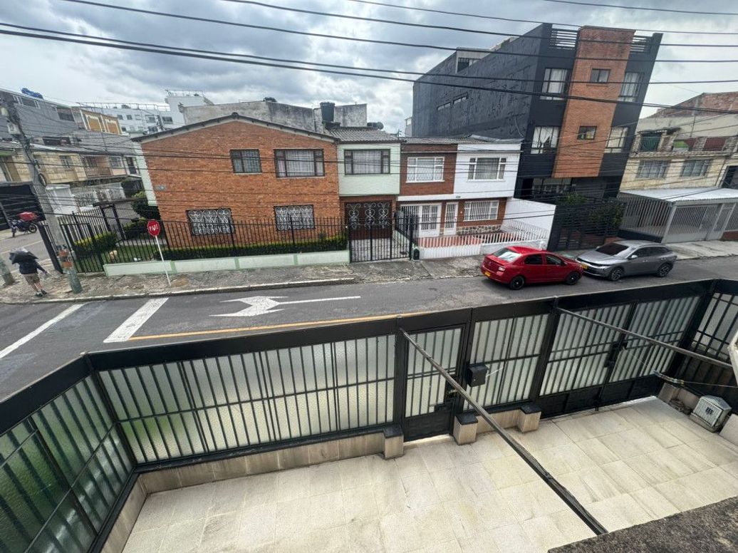 Casa de 5 alcobas en venta en Ciudad Jardín Sur, Bogotá, 139 m² · foto 18 de 18