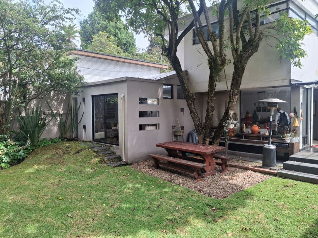 Casa de 7 alcobas en venta en Santa Ana Oriental, Bogotá, 434 m² · foto 15 de 20