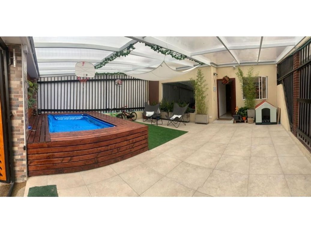 Casa de 4 alcobas en venta en Modelia, Bogotá, 275 m² · foto 5 de 10