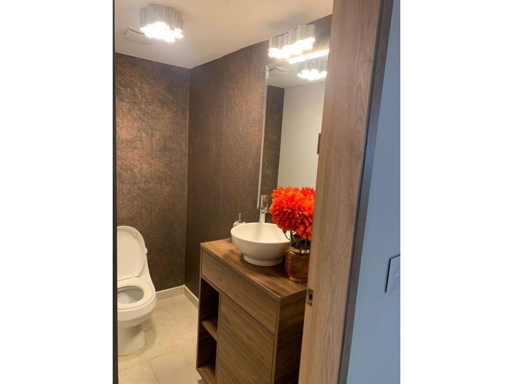 Casa de 4 alcobas en venta en Modelia, Bogotá, 275 m² · foto 3 de 10